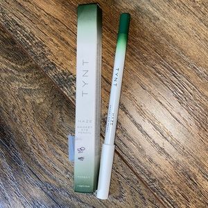 HaE Smokey eye pencil